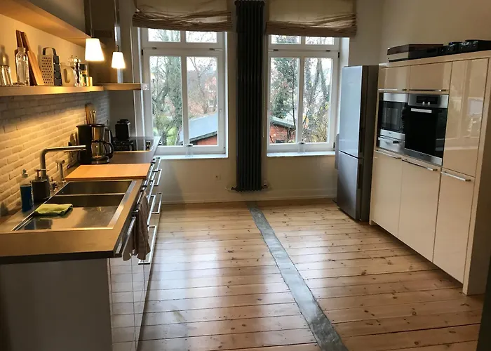 Villa Friedenstrasse 11