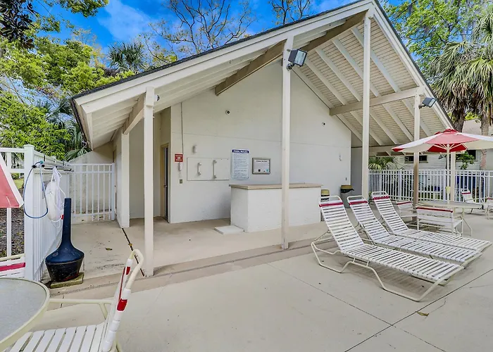 Island House