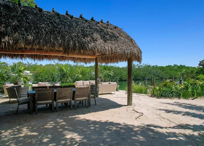 Isla Key Mamey - Waterfront Boutique Resort, Island Paradise, Prime Location
