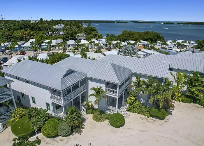Isla Key Lychee - Waterfront Boutique Resort, Island Paradise, Prime Location