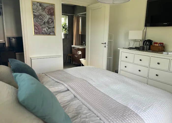 Boende Med Hotellkaensla I Populaera Skrea, Falkenberg