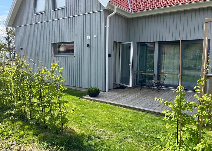 Boende Med Hotellkaensla I Populaera Skrea, Falkenberg