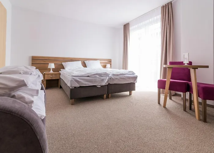 Magnolia Pokoje I Apartamenty Debki