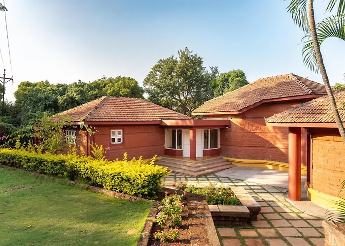 Saffronstays Garnet House
