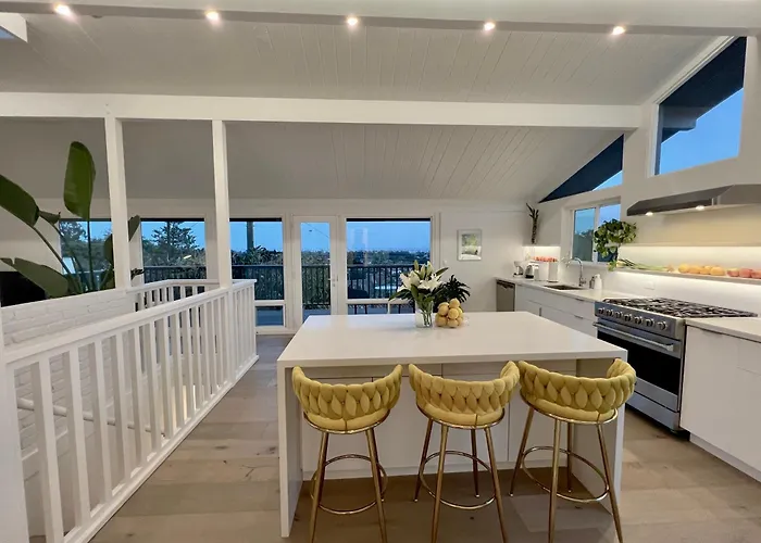 New Listing -Luxury House On The Riviera , Modern Design, And Panoramic Ocean -30 Day Minimum