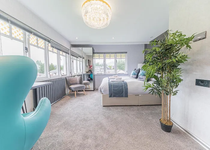 Hotel with view: The Log House