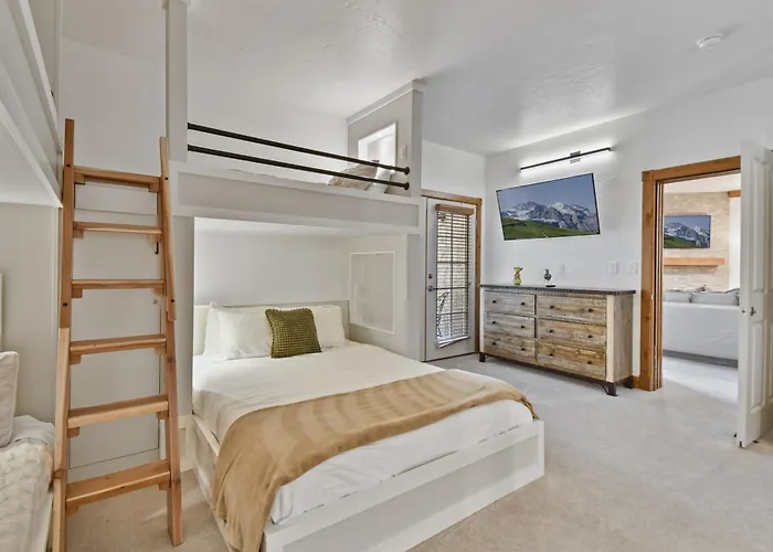 One-Bedroom Villa