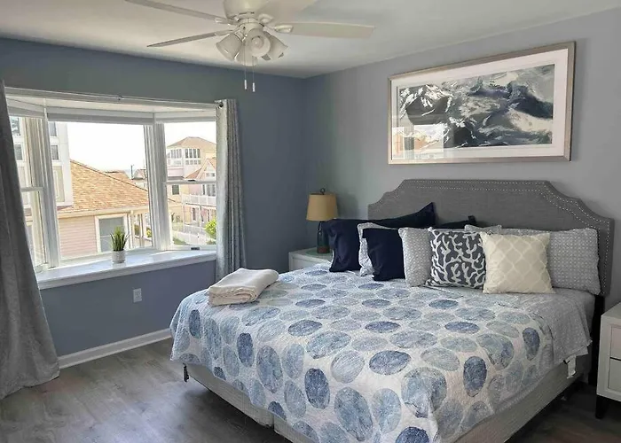Seaside Serenity Ac- Newly Updated Ocean View Home -3 Bed 2 Bath