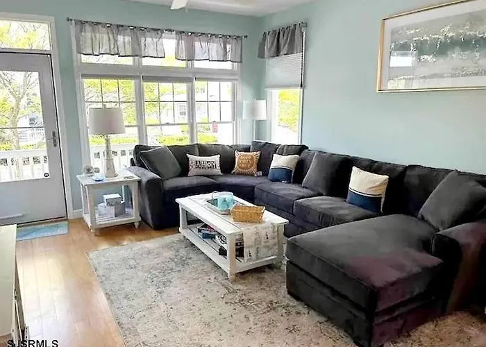 Seaside Serenity Ac- Newly Updated Ocean View Home -3 Bed 2 Bath