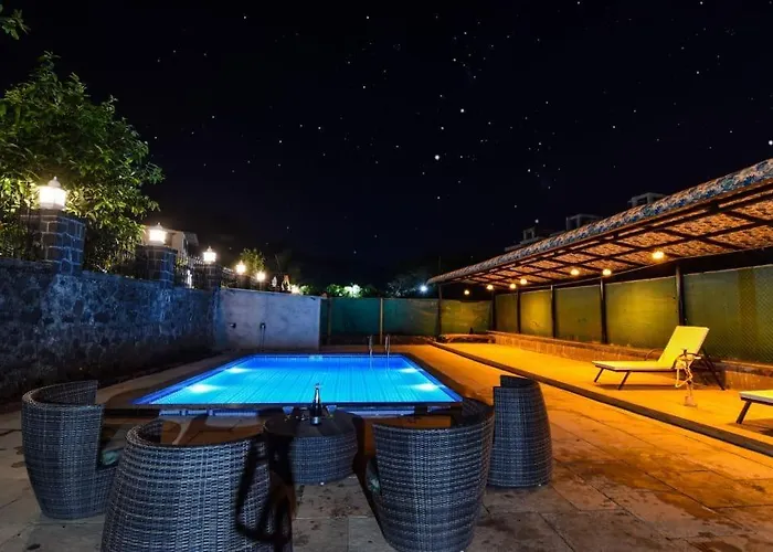 Lifeline Villas - Exclusive 2Bhk Taraangan Farm With Huge Private Pool And Lawn Area