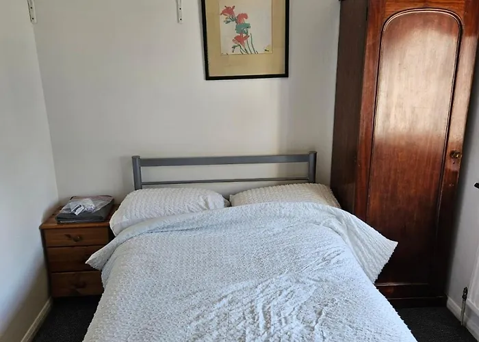 Canterbury Central Guest House