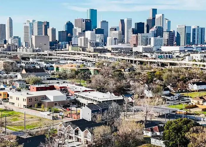 Houston Up Scale Abode