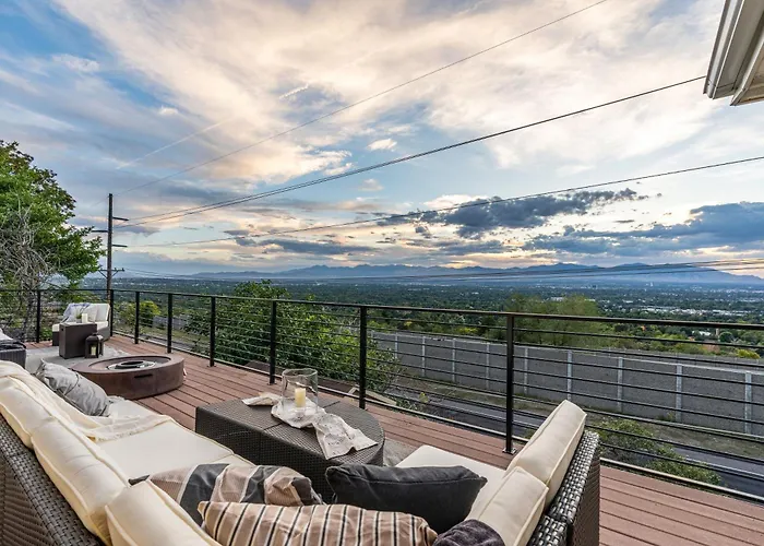 Millcreek Villa- Scenic Fun & Games Getaway! Home