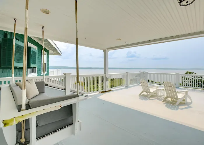Elegant Oceanfront Maine Estate W/ Gazebo