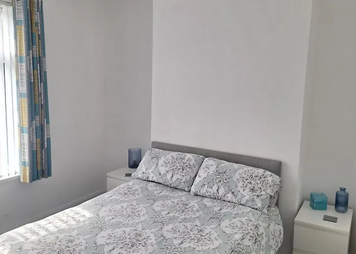 Private Room On Donegall Road In Central Belfast
