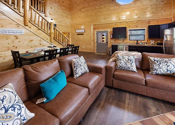 New! Indoor Pool/Ps 5/Hot Tub/Parkway