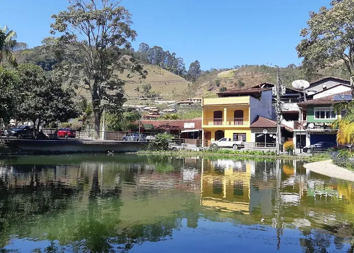 Encanto da Serra Suítes Lumiar