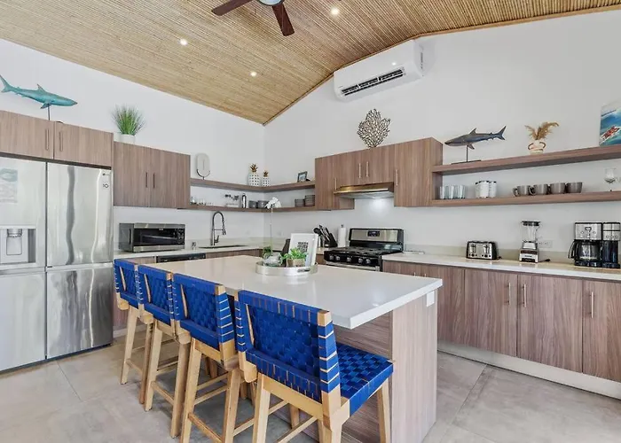 Cu15 New Modern Home With Casitas And Private Pool