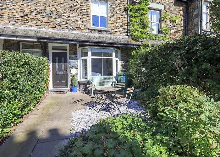 Stones Throw Cottage