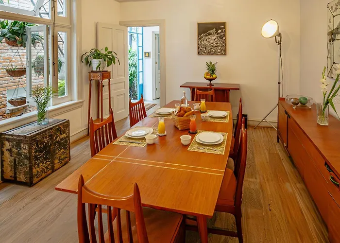 Casa Chapulin-Mexican Eclectic Home In Roma Norte