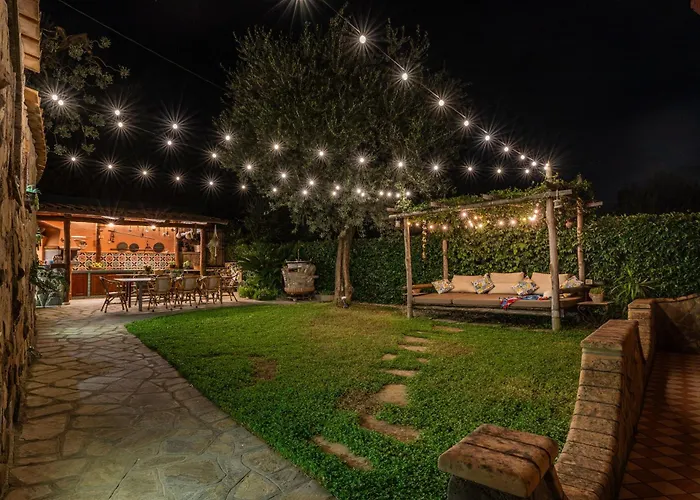 Villa Caruso Private Heated Pool & Sea View