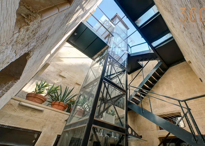 A Luxurious Palazzo In Valetta With Private Pool By 360 Estates