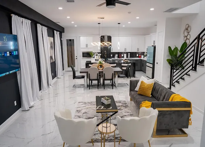 Houston Up Scale Abode