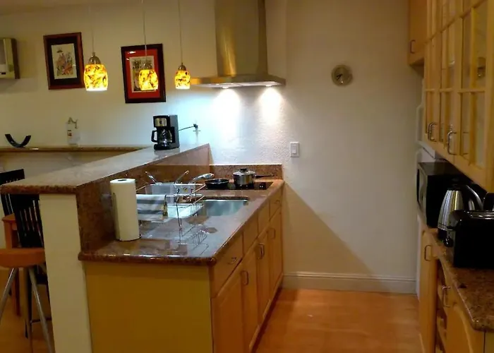 Private Nicely Decorated Studio