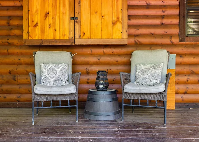 Cross Timbers Cabin On The Grove'S 25-Acres