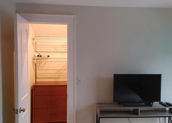 Borough Beach Apartment