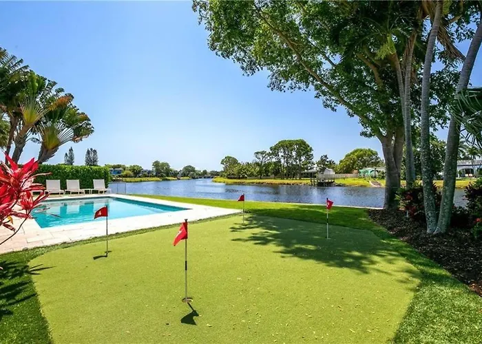 Wp Delray Waterfront, Pool, Tiki Hut & Putting Grn