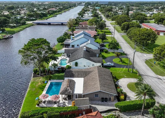 Wp Delray Waterfront, Pool, Tiki Hut & Putting Grn