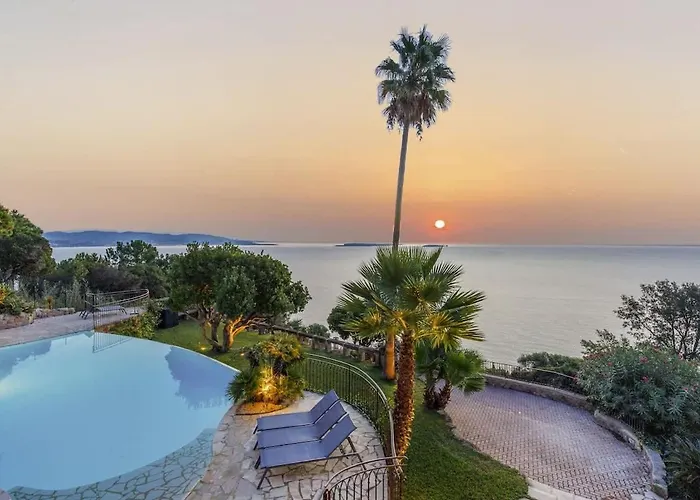 Villa Oneiro, Vue Imprenable A Theoule-Sur-Mer