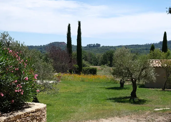 Air-Conditioned Villa With Private Pool Overlooking Roussillon - Luberon - 8 People.
