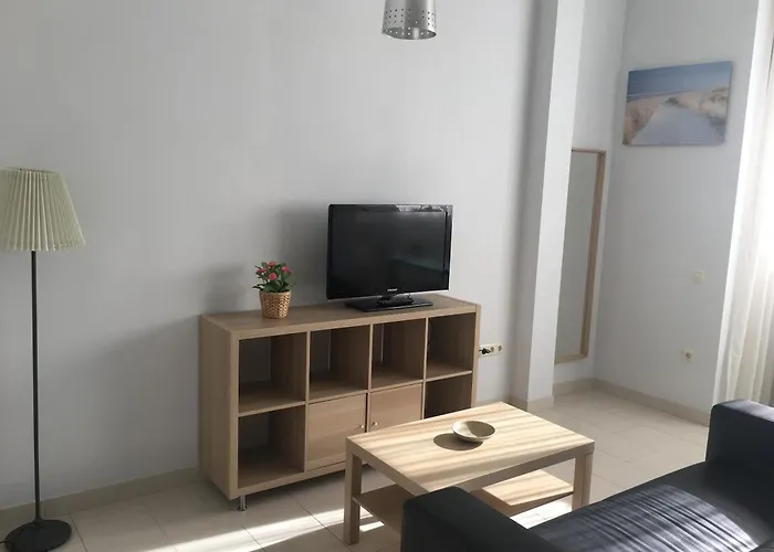 Hotel cerca del colegio: Apartamentos El Palo