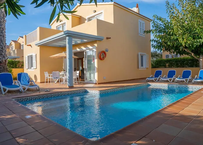 Villas Amarillas Cala Blanca 