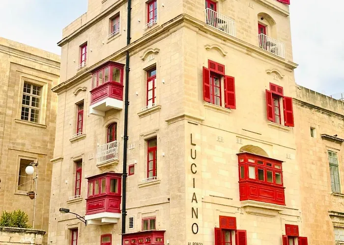 Luciano Al Porto Boutique