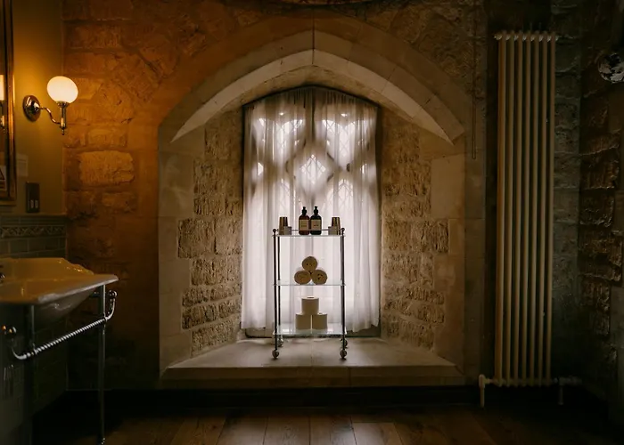 Old Palace Lodge