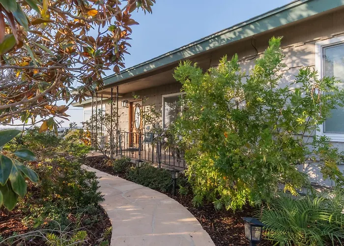 Family-Friendly Bay Views, Game Room, Hot Tub!