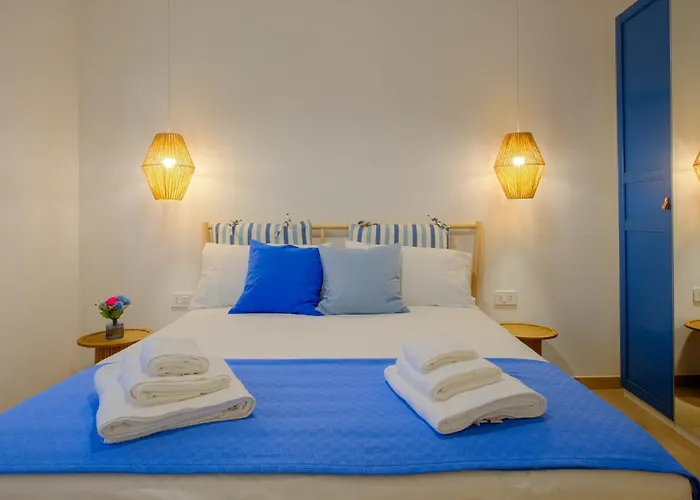 Iris Rooms & Apartments