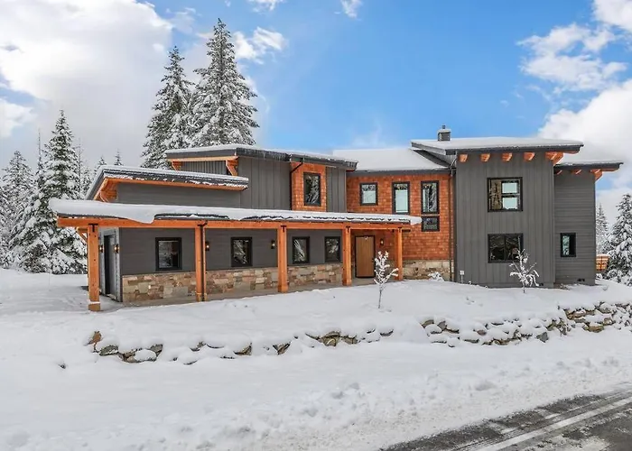 Golf Getaway Stunning Lake & Mountain Views
