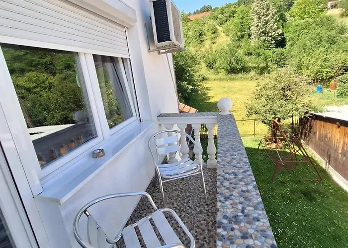 Sobe-Apartmani Modrica