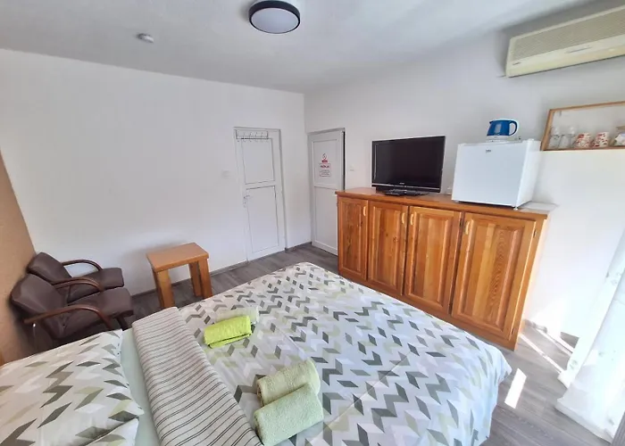Sobe-Apartmani Modrica