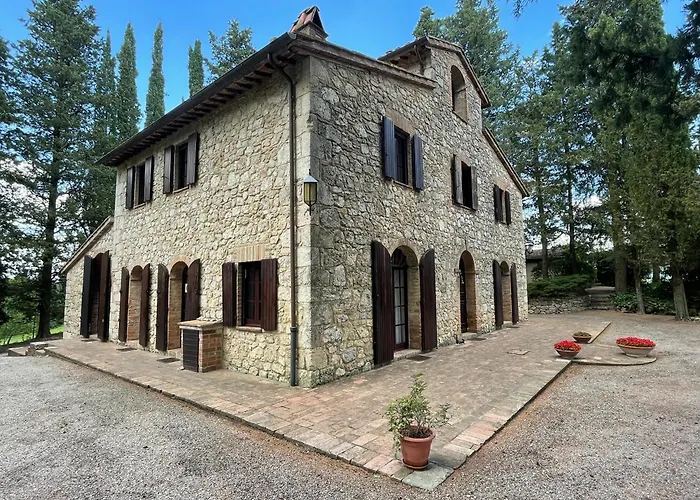 Casale Scola Cetona