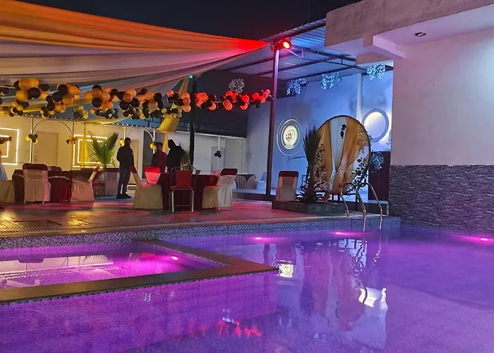 Vacation home: The White House Farms