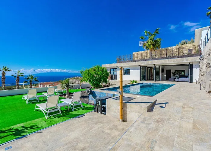 Villa CACTUS Tenerife sud piscine chauffée 10 personnes