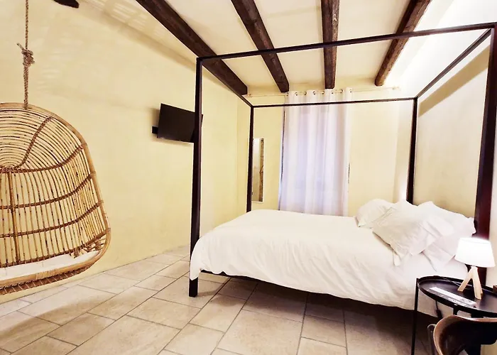 Casa Ocra