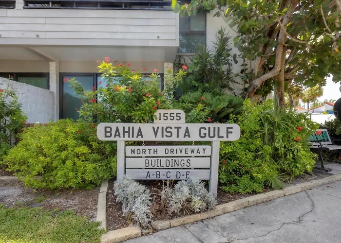 Beachside Bliss: Sarasota County Condo 1006 Awaits