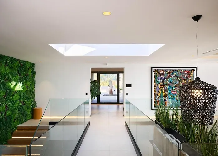 Luxury Villa In Grimaud With Gulf View
