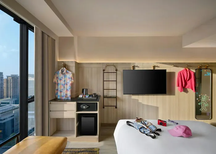 5 star hotels Moxy Mumbai Andheri West
